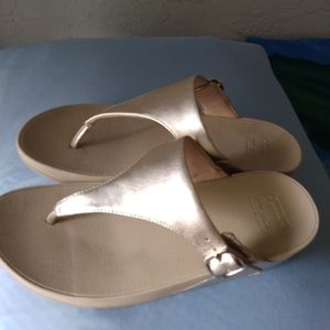 Fit-Flops light gold.Buckle on side.Size8 NEW.